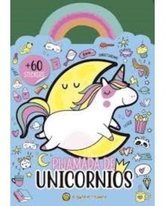 PIJAMADA DE UNICORNIOS CON 60 STICKERS